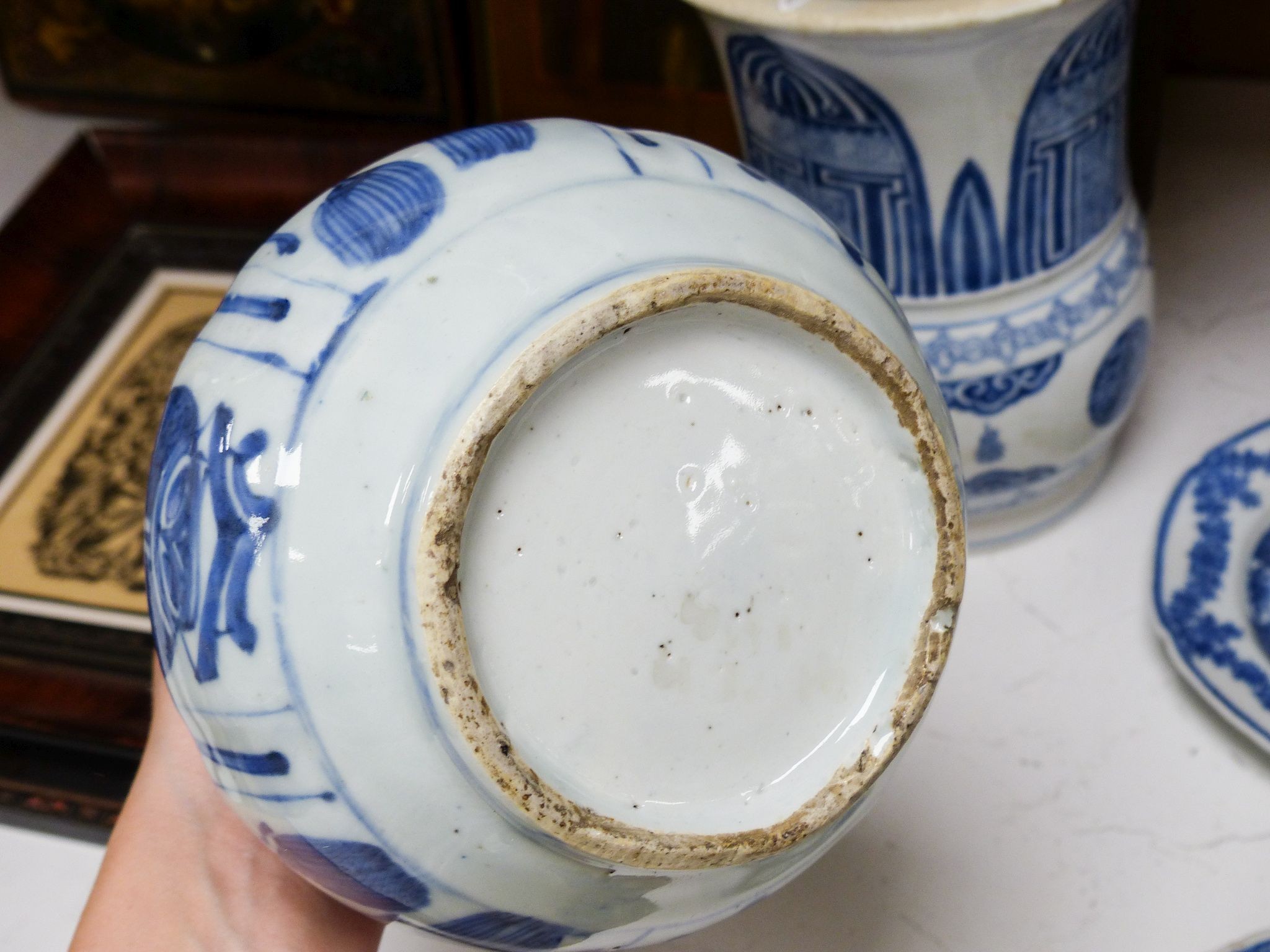 A study group of Chinese blue and white porcelain, 17th/18th century